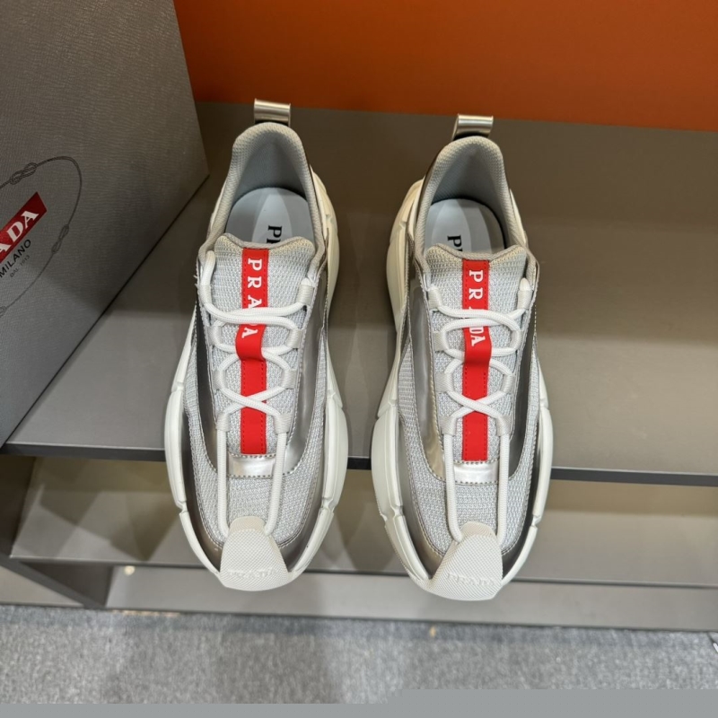 Pra*a casual shoes